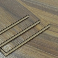 KAYU PLUS LAMINATE 8MM-MAHOGANY LITE